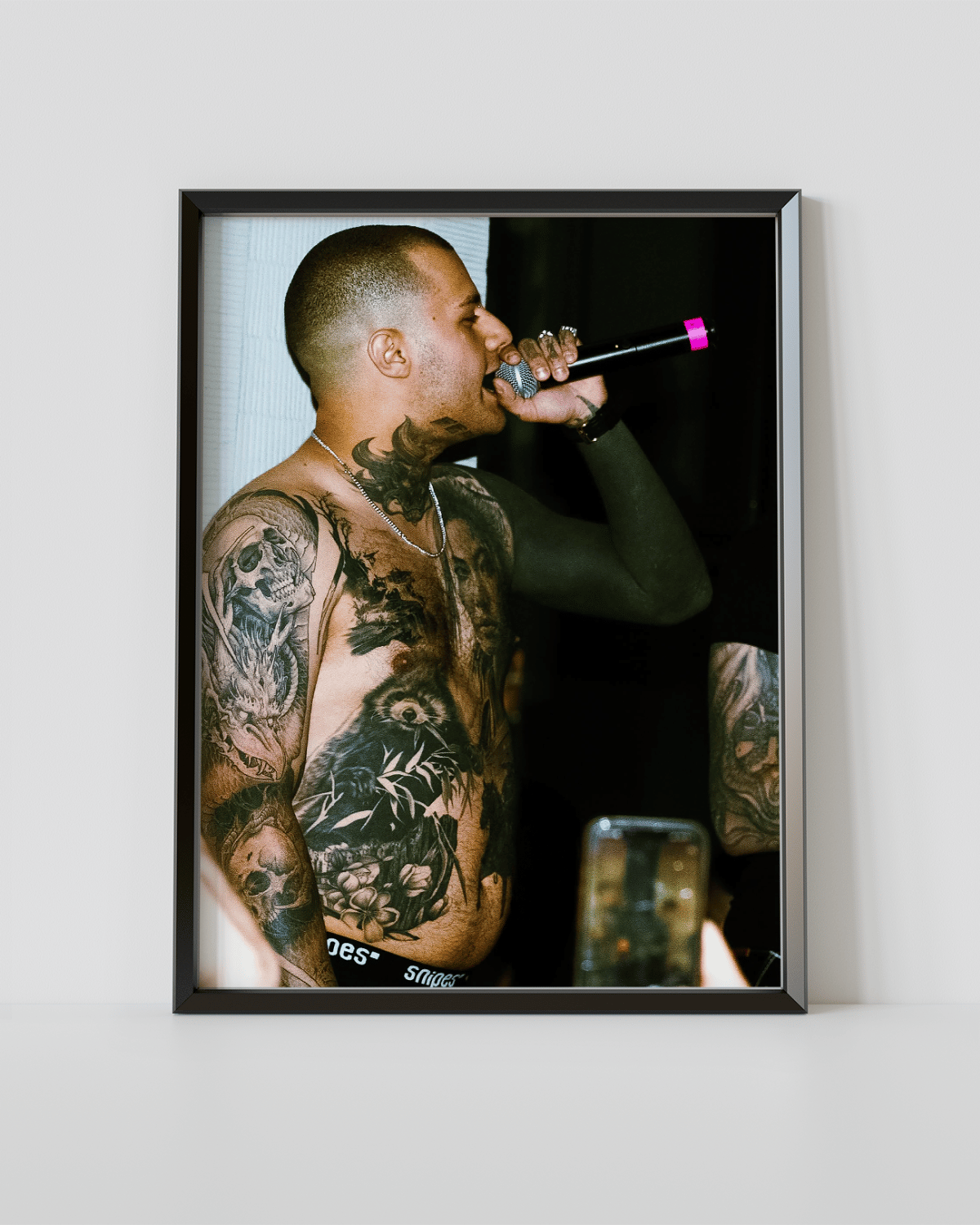 Plakat "White Widow - Macias" - VisualVerses