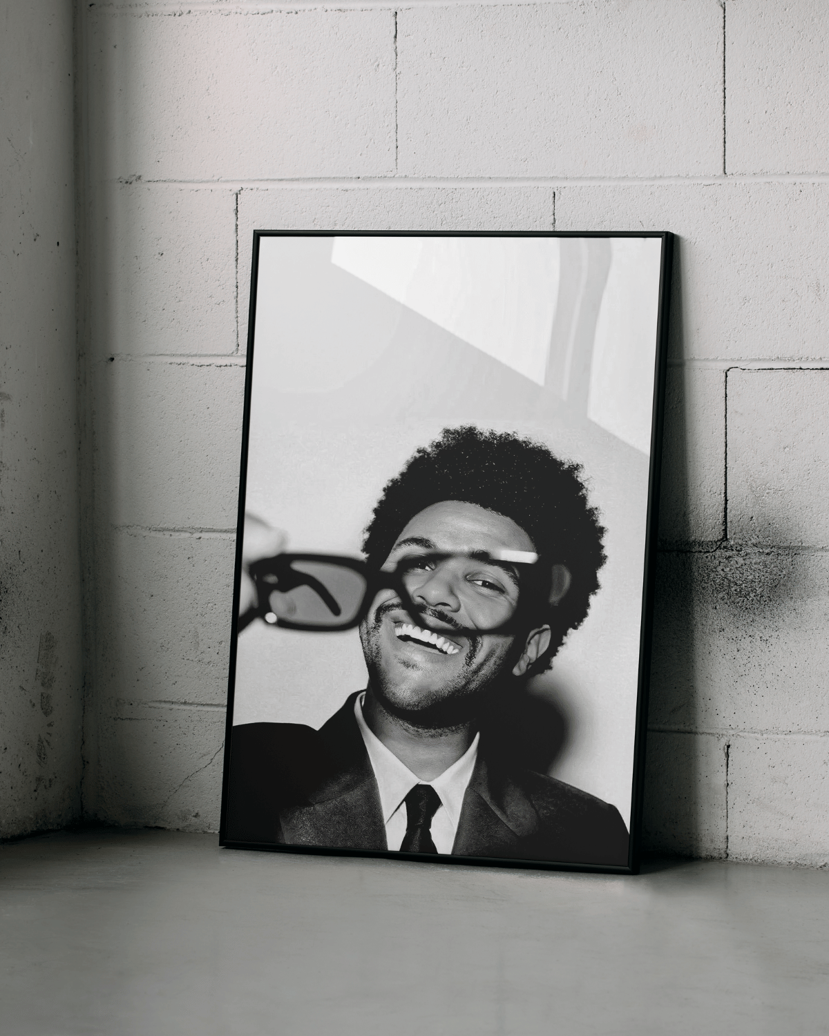 Plakat "The Weeknd - Glasses" - VisualVerses