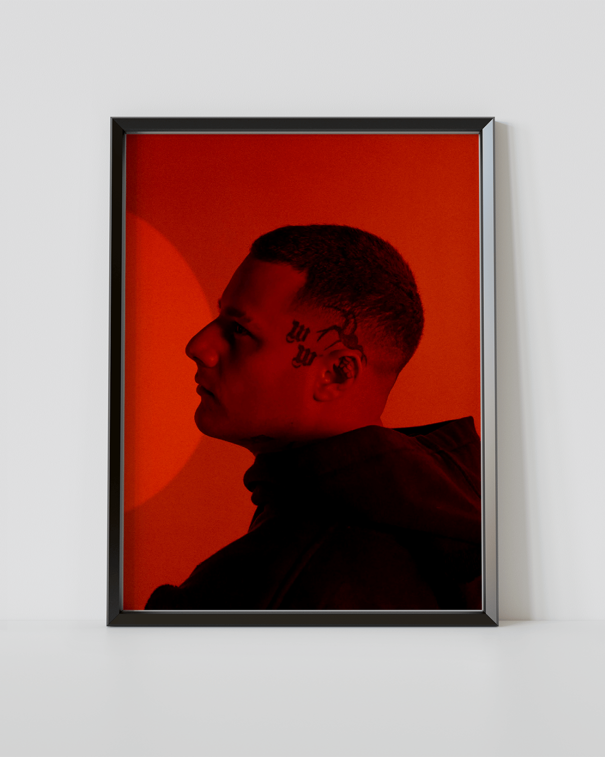 Plakat "White Widow - Macias" - VisualVerses